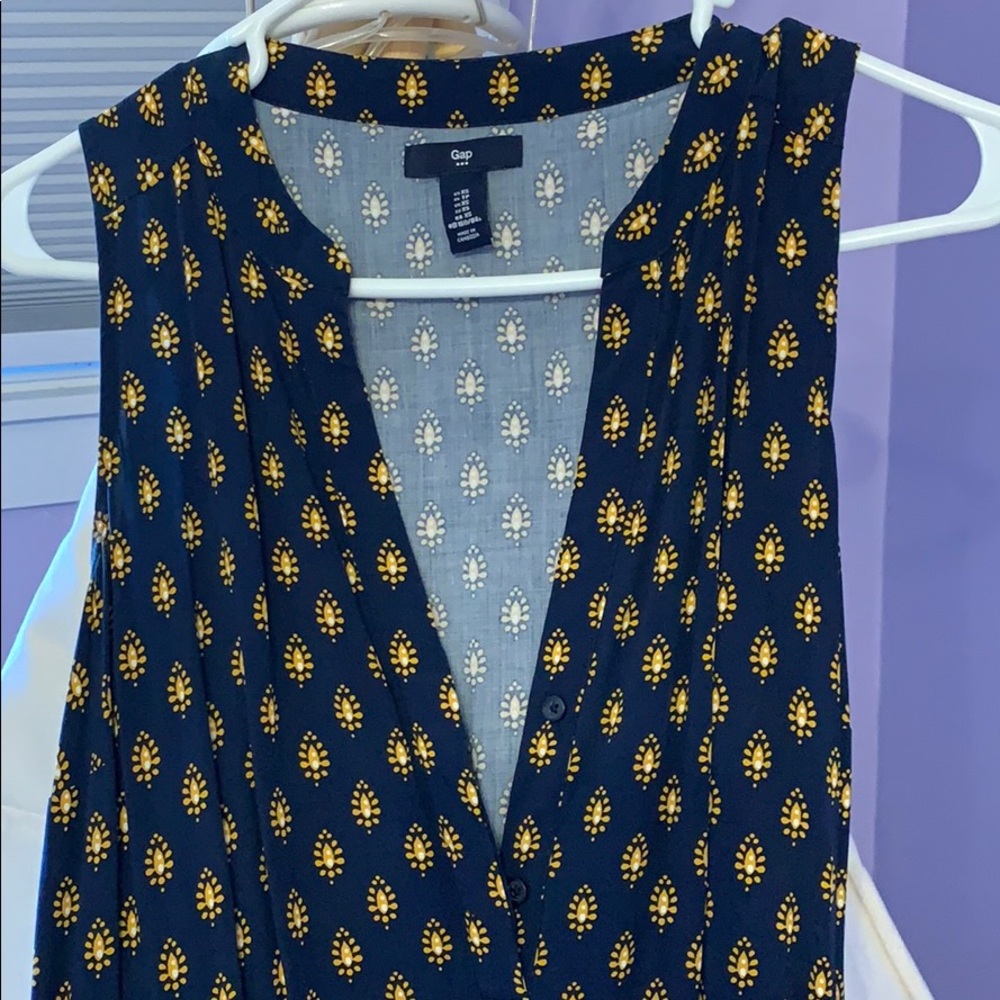 Dress - Picture 2 of 5